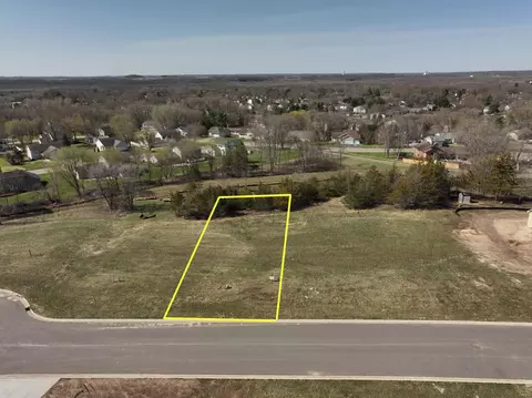333 Linden Rd, Prescott, WI 54021