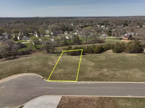 341 Linden Rd, Prescott, WI 54021