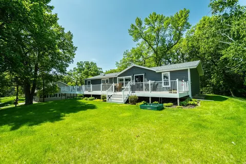 6855 Oakridge Ln NW, Alexandria, MN 56308