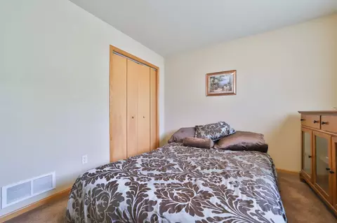 Bedroom - 9095 Twins St, Brainerd, MN 56401 photo 4 of 6