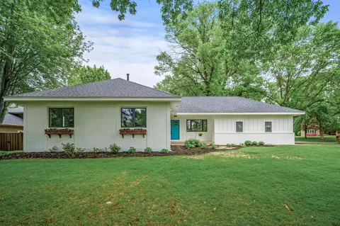 12085 Evergreen St NW, Coon Rapids, MN 55448