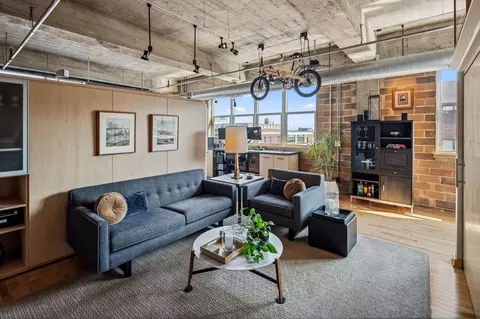901 N 3rd St #411, Minneapolis, MN 55401