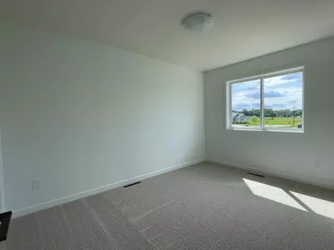 Bedroom - 921 3rd St #E, Wanamingo, MN 55983 photo 4 of 5