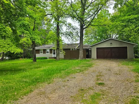 1331 NW 9th St, Grand Rapids, MN 55744