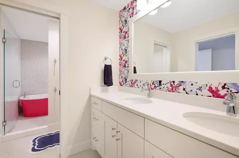 Bath - 7500 Mark St, Greenfield, MN 55357 photo 6 of 10