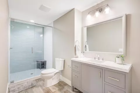 Bath - 7500 Mark St, Greenfield, MN 55357 photo 9 of 10