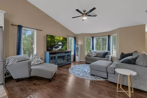 Living - 3034 Crescent Ridge Trl, Saint Cloud, MN 56301 photo 2 of 4