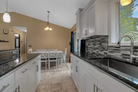 Kitchen - 3034 Crescent Ridge Trl, Saint Cloud, MN 56301 photo 3 of 4