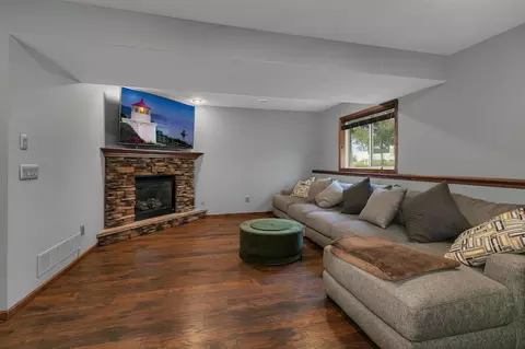 Living - 3034 Crescent Ridge Trl, Saint Cloud, MN 56301 photo 4 of 4