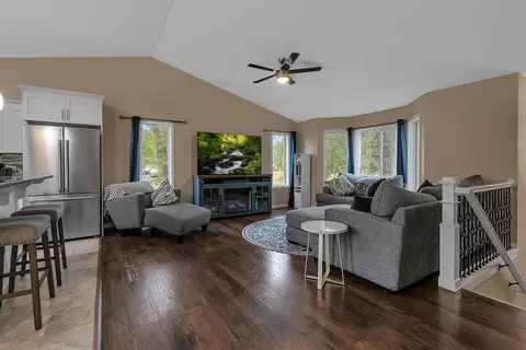 Living - 3034 Crescent Ridge Trl, Saint Cloud, MN 56301 photo 3 of 4