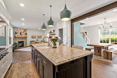 15084 Appaloosa Trl NE, Prior Lake, MN 55372