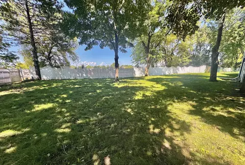 Exterior - 212 Carrow Cir, Marshall, MN 56258 photo 2 of 9