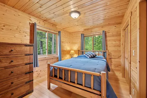 Bedroom - 7194 Quentin Rd NE, Outing, MN 56662 photo 4 of 7