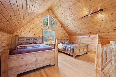 Bedroom - 7194 Quentin Rd NE, Outing, MN 56662 photo 2 of 7