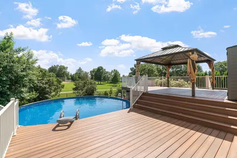 10779 57th St NE, Albertville, MN 55301