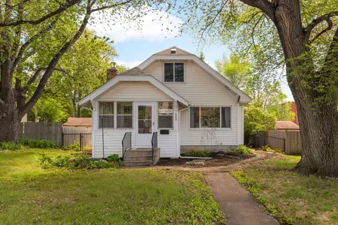 4223 40th Ave N, Robbinsdale, MN 55422