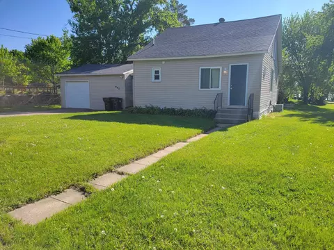 640 6th St, Albany, MN 56307