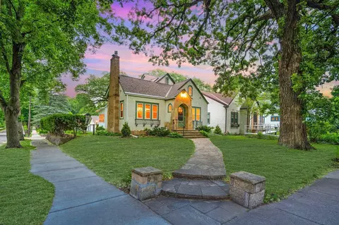 3701 45th Ave S, Minneapolis, MN 55406
