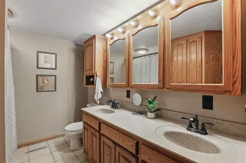 6780 Augusta Rd, Chaska, MN 55318 photo 19
