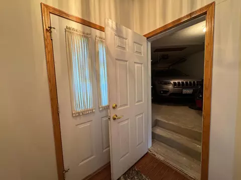 Entry Way - 1102 Travis Rd, Marshall, MN 56258 photo 1 of 1