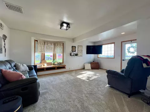 404 1st St S, Hoffman, MN 56339 photo 5