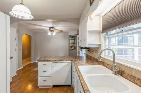 613 9th St NW, Faribault, MN 55021 photo 11