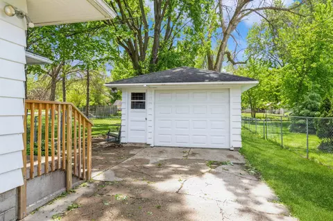 613 9th St NW, Faribault, MN 55021 photo 28