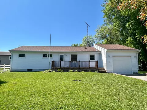 132 Henderson Rd, Arlington, MN 55307