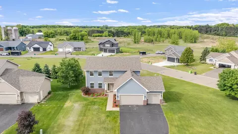 1610 Possum Way, New Richmond, WI 54017