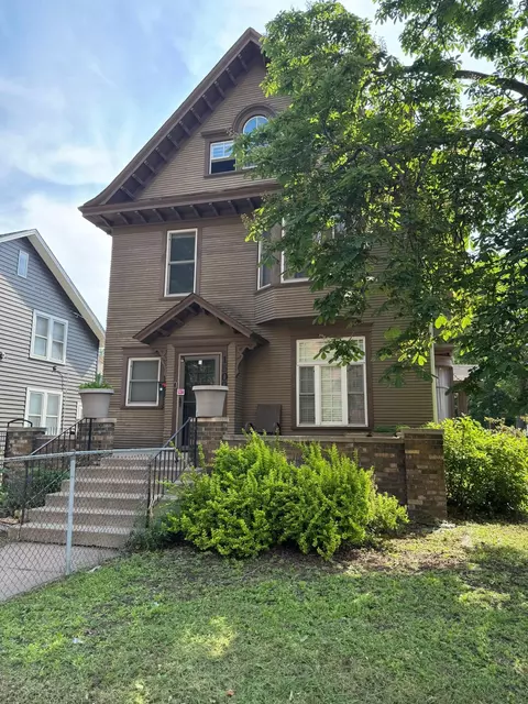 1609 11th Ave S, Minneapolis, MN 55404