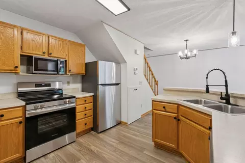 8379 Corcoran Cir #47, Inver Grove Heights, MN 55076