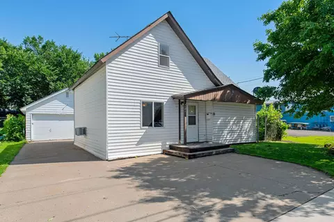 2181 8th St, White Bear Lake, MN 55110
