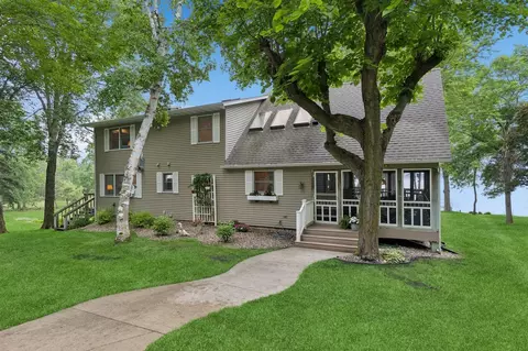 21550 62nd St NW, Sunburg, MN 56289