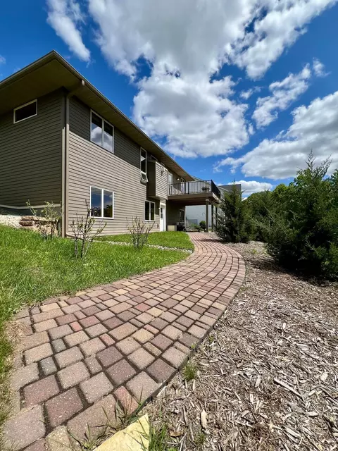 2774 Pine Ridge Blvd, Red Wing, MN 55066 photo 4