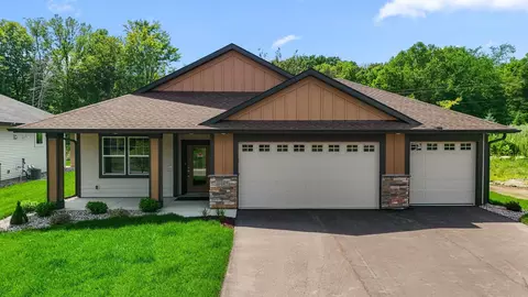 1957 Woods Pt, Waconia, MN 55387