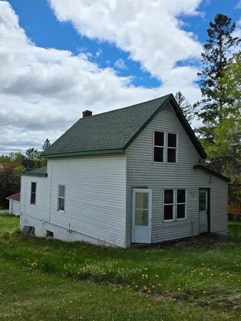 114 3rd St N, Tower, MN 55790