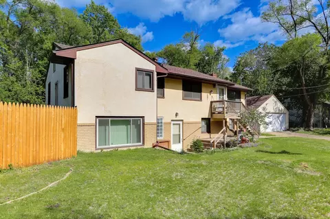 1550 English St, Saint Paul, MN 55106