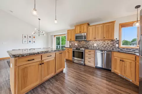 30259 Fox Run Rd, Stacy, MN 55079 photo 4