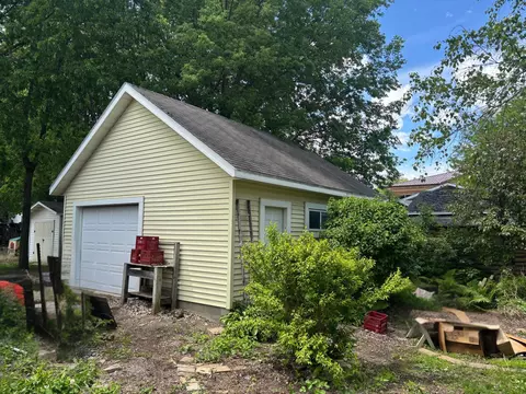 416 W Myrtle St, Saint Peter, MN 56082 photo 21