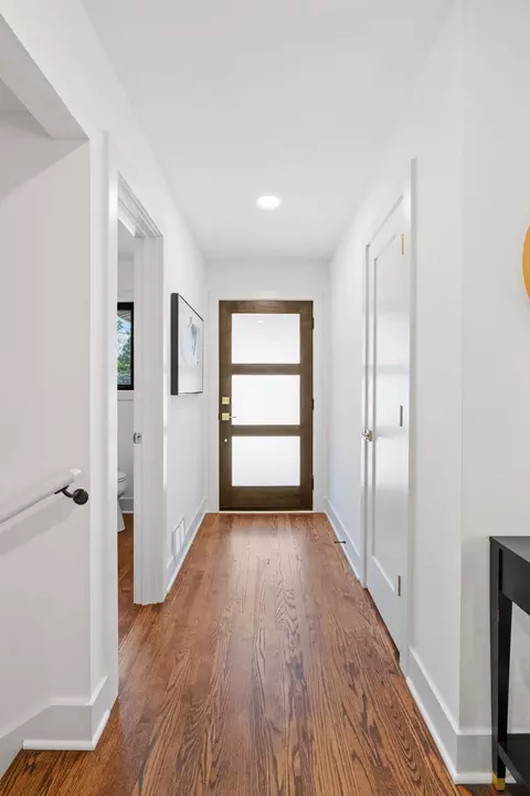 Entry Way - 1 Maclynn Rd, Excelsior, MN 55331 photo 1 of 6