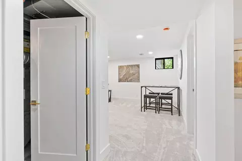 Entry Way - 1 Maclynn Rd, Excelsior, MN 55331 photo 6 of 6