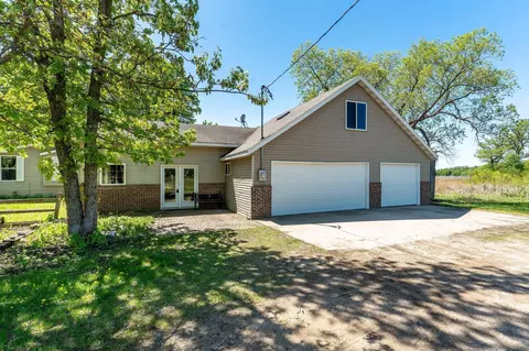 45379 Crystal Hills Dr, Pelican Rapids, MN 56572