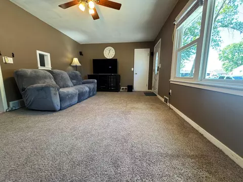 501 S 3rd St, Olivia, MN 56277 photo 6
