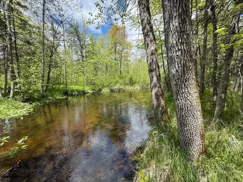 51791 Riverside Ln, Sandstone, MN 55072