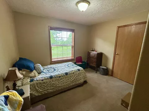 Bedroom - 10696 Leaf River Rd, Wadena, MN 56482 photo 4 of 6