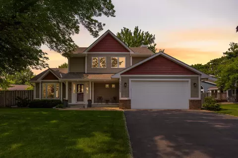 13508 W Preserve Blvd, Burnsville, MN 55337