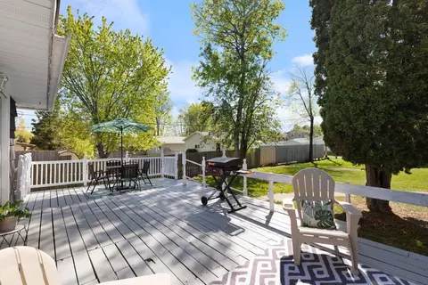 Exterior - 3901 4th Ave E, Hibbing, MN 55746 photo 2 of 6