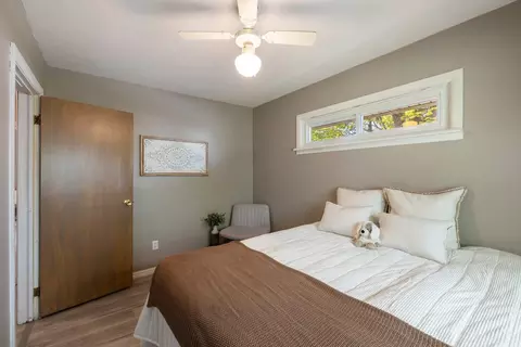 Bedroom - 3901 4th Ave E, Hibbing, MN 55746 photo 3 of 3