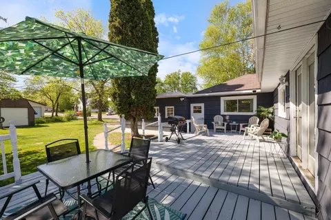 Exterior - 3901 4th Ave E, Hibbing, MN 55746 photo 3 of 6