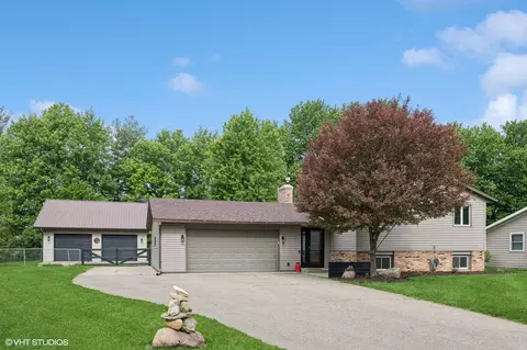 1408 Lower Heritage Way, Farmington, MN 55024